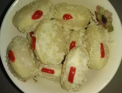 BENGALI SWEET CHAMCHAM
