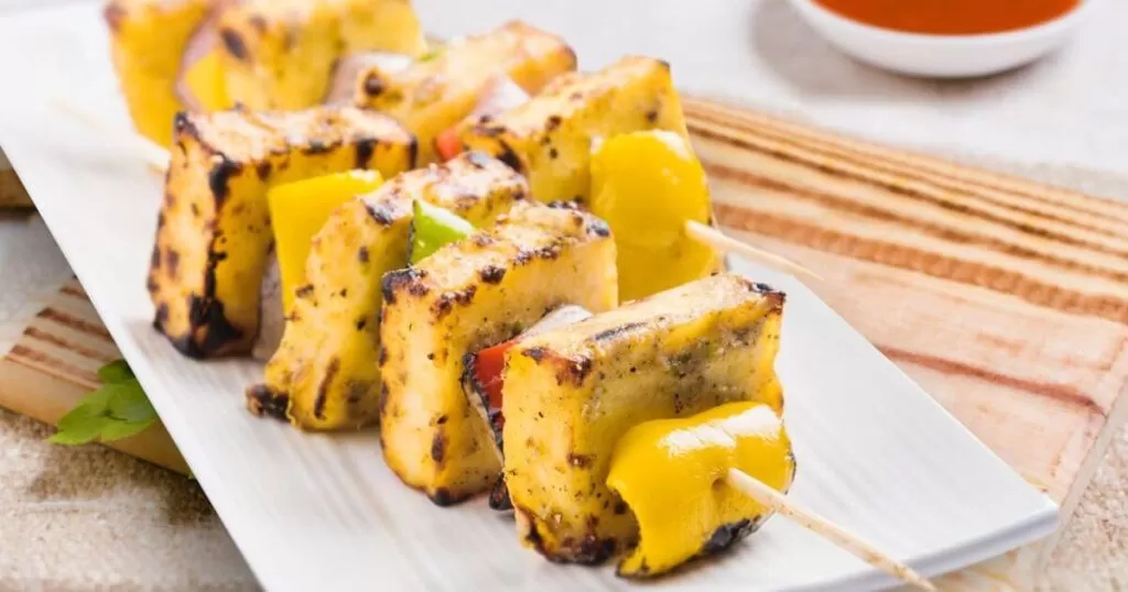 How Many Protein In 100 gm Paneer?